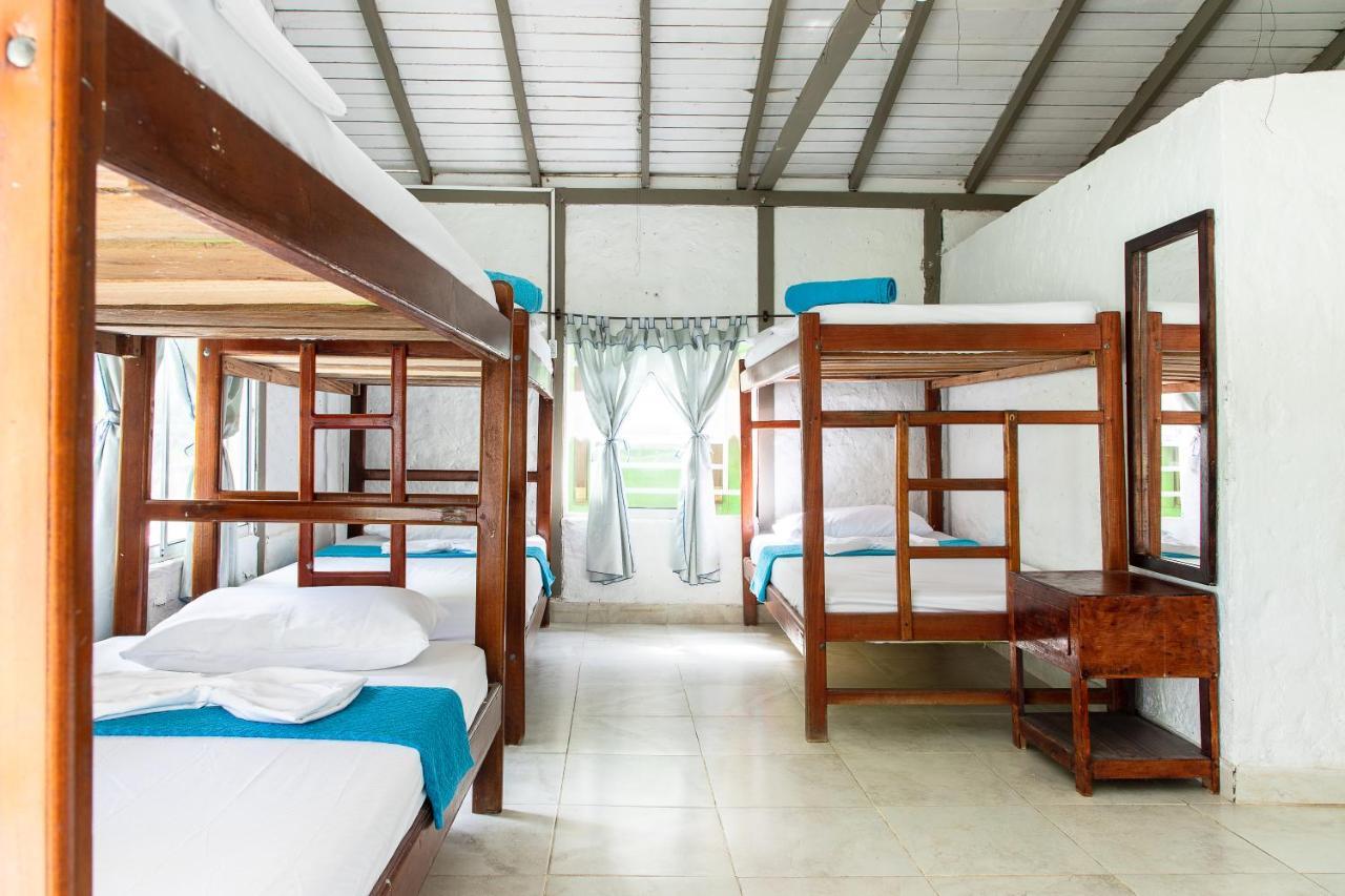 Cabanas Los Almendros Capurganá Extérieur photo