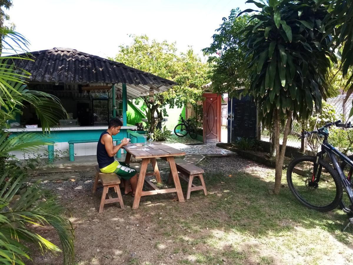 Cabanas Los Almendros Capurganá Extérieur photo