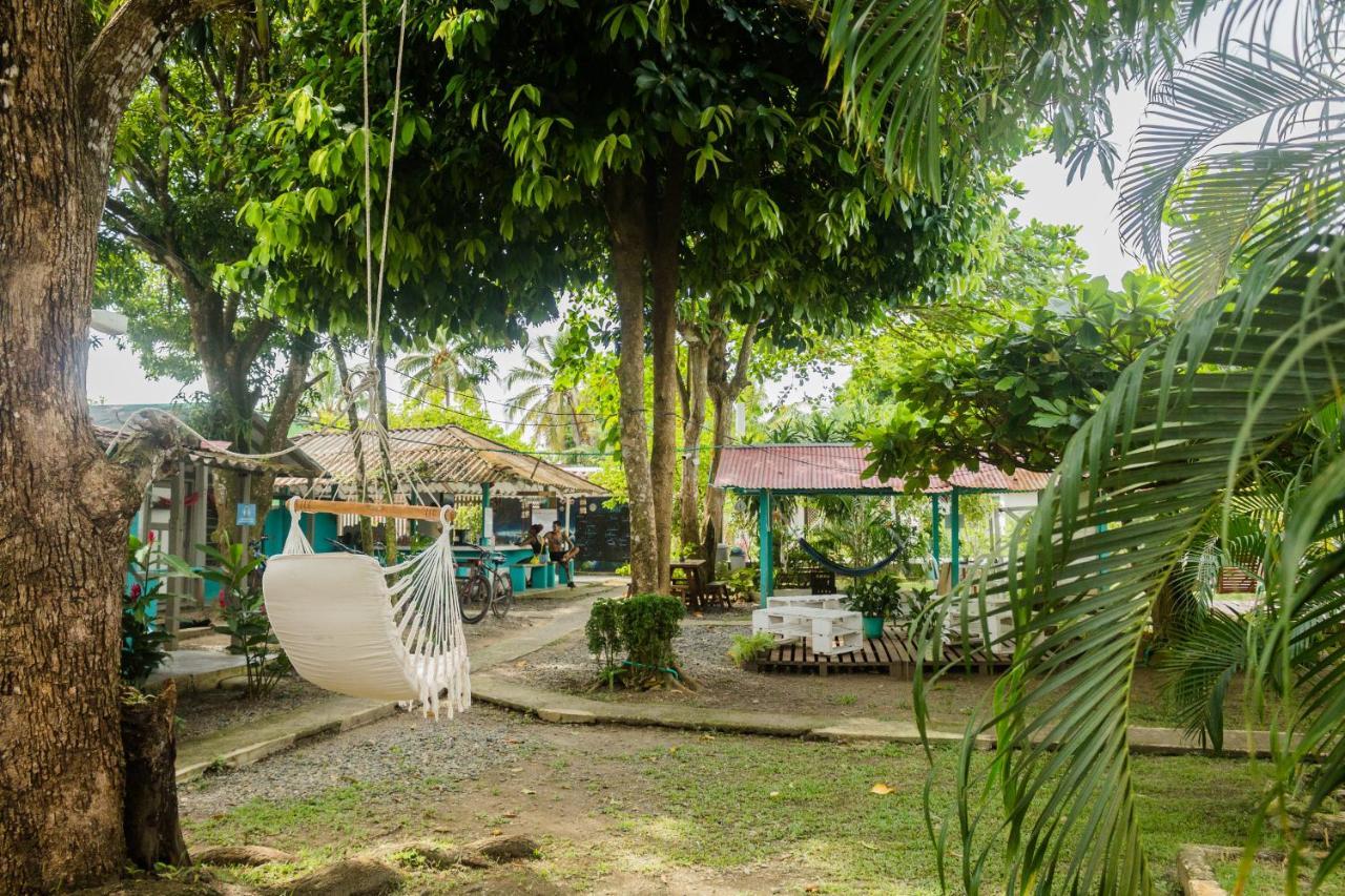 Cabanas Los Almendros Capurganá Extérieur photo